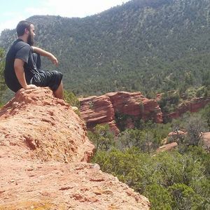 Meet your Posher, Dominic